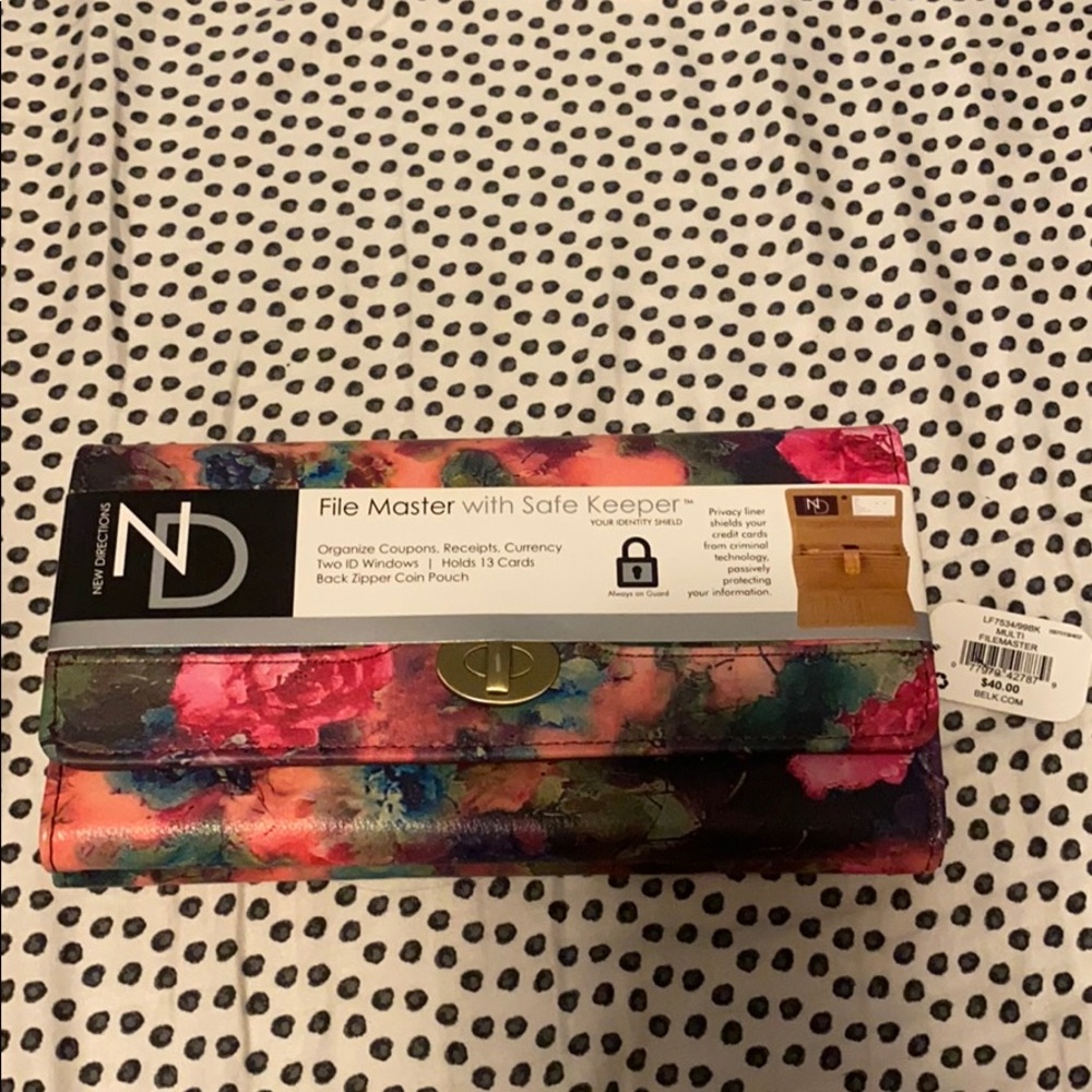 New directions floral wallet